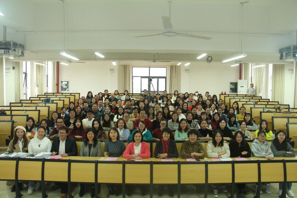 我校承办的桂林市2021年“国培计划”农村小学音乐骨干教师培训班圆满结束