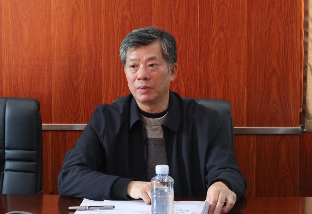 副校长何红雨在交流座谈会上讲话