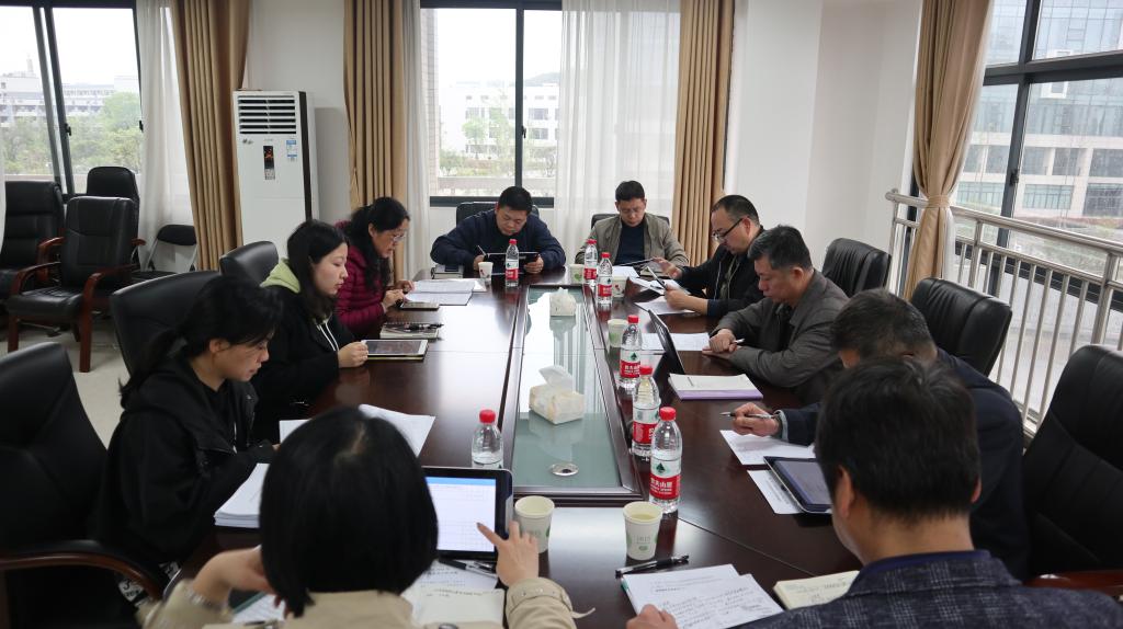 我校举行2021年实验实训建设项目专家论证会
