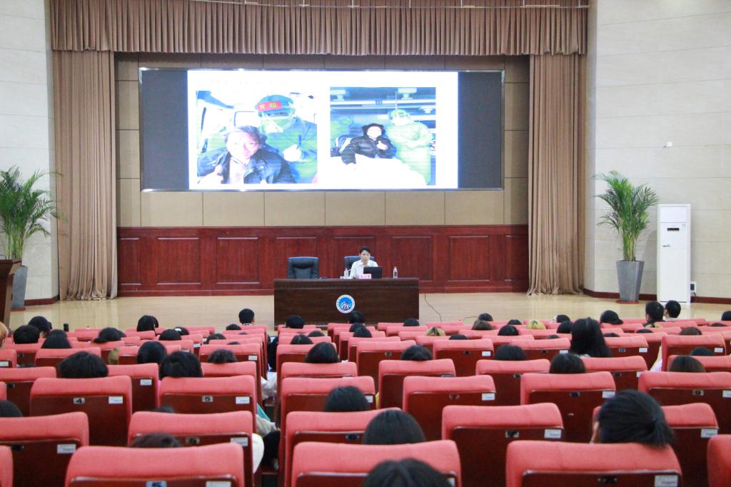 全国抗疫工作先进个人张小霞受邀为我校师生讲党课