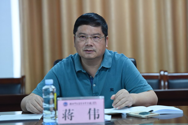 副书记蒋伟在会上做动员部署